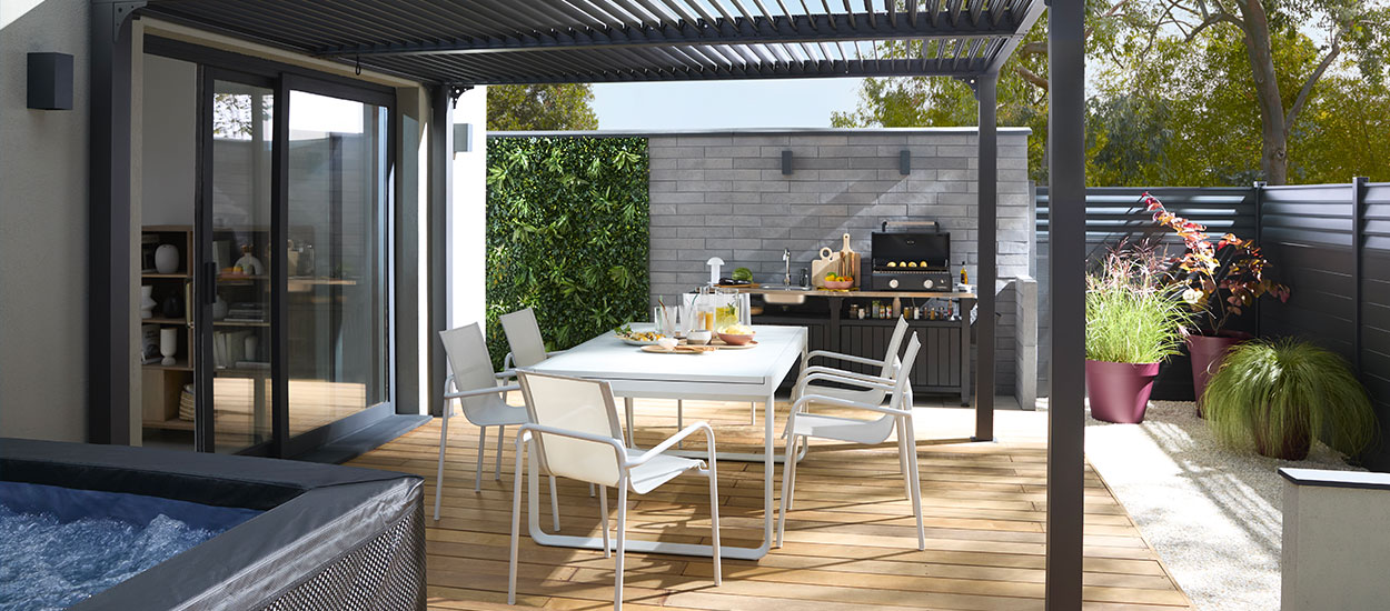 Comment aménager votre terrasse en différents espaces pour en profiter au maximum ?