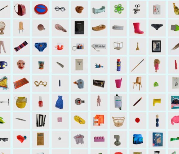 Anti-minimaliste, cette artiste a pris en photo les 10 532 objets de sa maison
