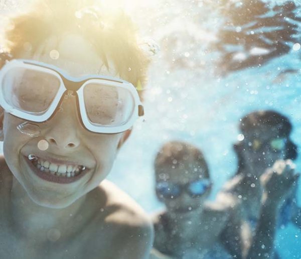 Sur Facebook, un papa partage son histoire et alerte sur les dangers de la piscine