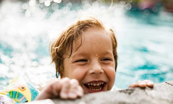 Les 10 meilleurs jeux de piscine gratuits (ou presque) pour les enfants