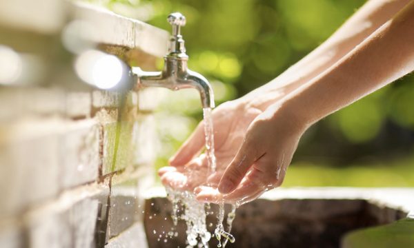 En Vendée, les eaux usées vont être recyclées en eau potable, une première en Europe !