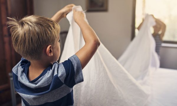 Un Britannique sur trois admet ne laver ses draps qu'une fois par an. Et les Français ?