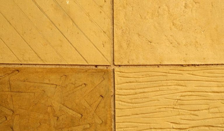 Maison écolo : Comment faire un enduit de terre crue avec du carton