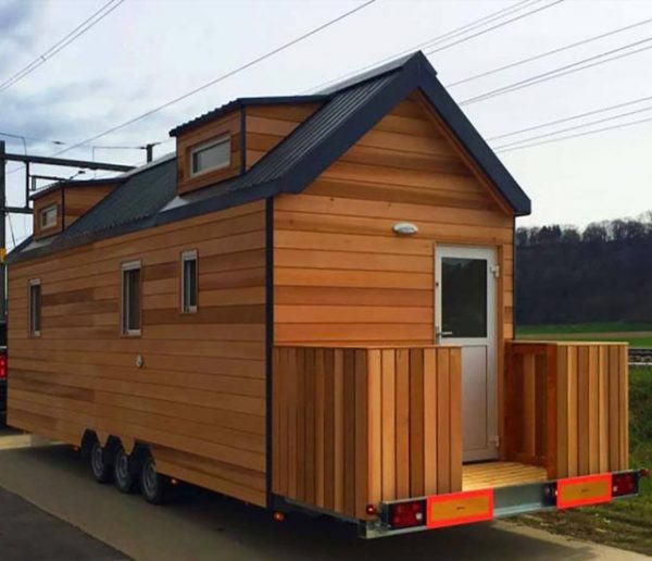 La vie de famille dans une tiny house de 20 m² : 4 ans après, que sont-ils devenus ?