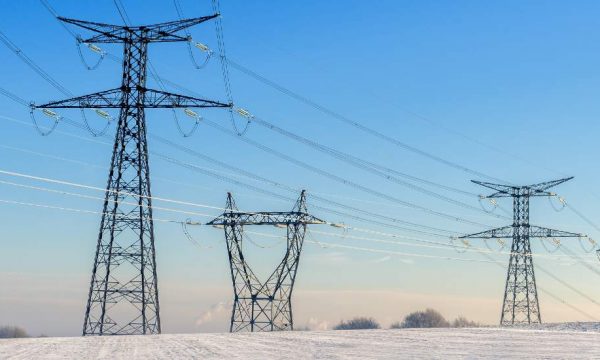 Pourquoi risque-t-on des coupures d'électricité cet hiver (et comment les éviter) ?