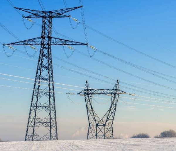 Pourquoi risque-t-on des coupures d'électricité cet hiver (et comment les éviter) ?