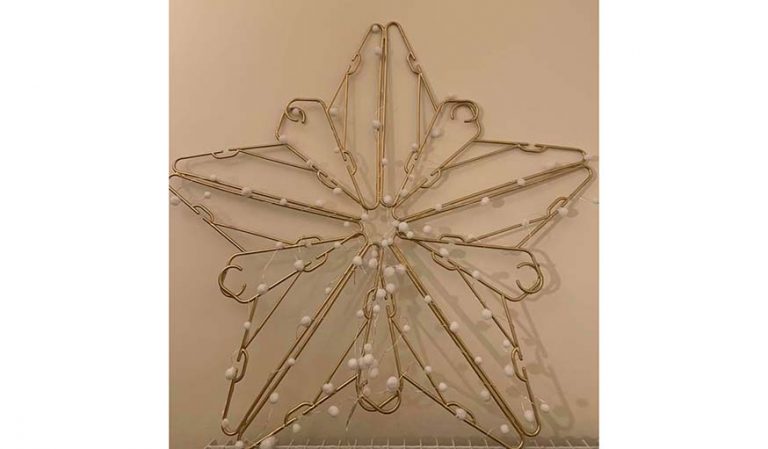 Etoile De Noel Avec Des Cintres