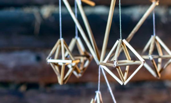 Inspiration scandinave : 10 idées pour fabriquer des suspensions en Himmeli pour Noël