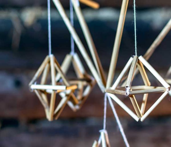 Inspiration scandinave : 10 idées pour fabriquer des suspensions en Himmeli pour Noël