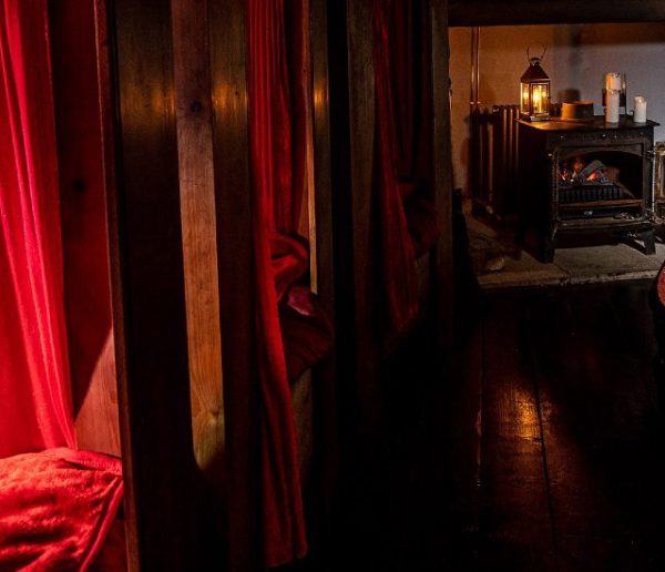 Une Britannique, fan de Harry Potter, a reproduit le dortoir de Gryffondor