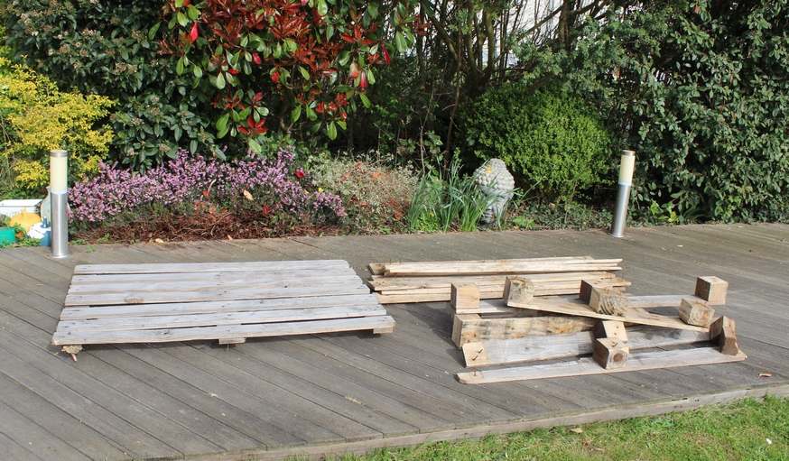 Tutoriel : comment fabriquer une servante pour plancha en bois de palette ?