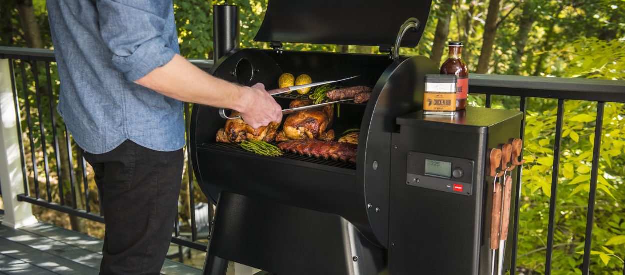 Faciles à nettoyer, multi-fonction, hyperconnectés : ces barbecues innovants vont vous simplifier la vie