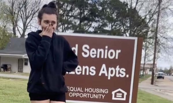 À 19 ans, elle a emménagé par hasard dans une résidence pour seniors, voici son expérience