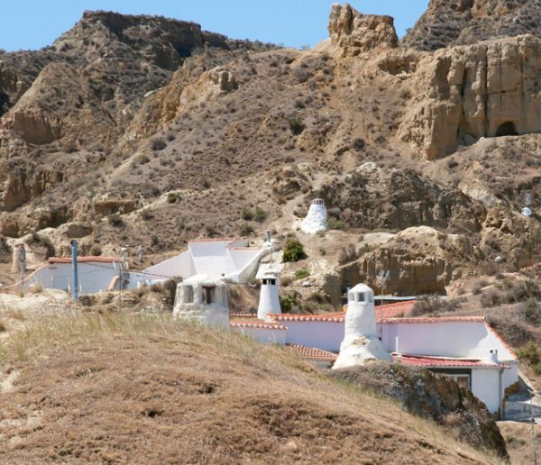 Guadix en Espagne, 2500 grottes sont aménagées en habitations