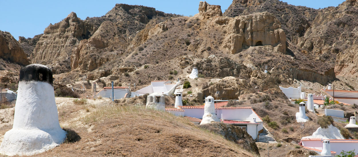 Guadix en Espagne, 2500 grottes sont aménagées en habitations