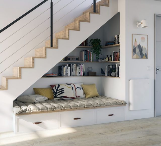 20 aménagements pratiques sous l'escalier pour gagner de la place