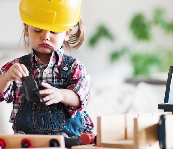 Comment initier les enfants au bricolage ? (Et ça n'est pas réservé aux petits garçons)