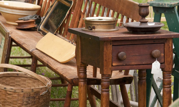 4 conseils d'une pro pour bien choisir votre meuble en brocante et le relooker