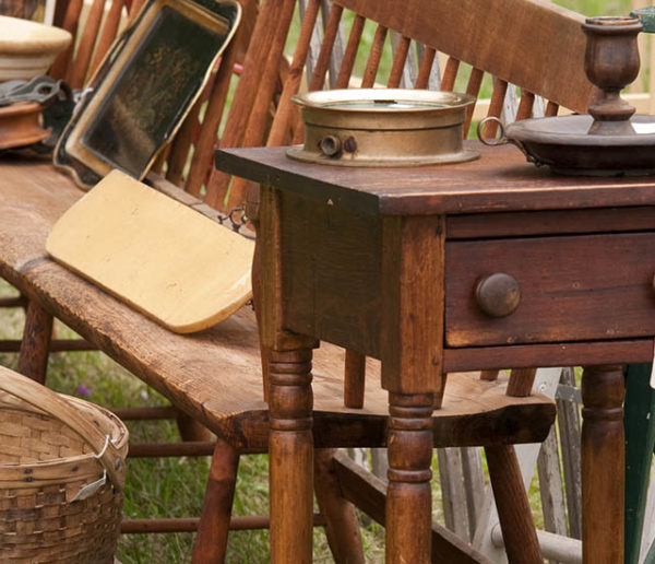 4 conseils d'une pro pour bien choisir votre meuble en brocante et le relooker