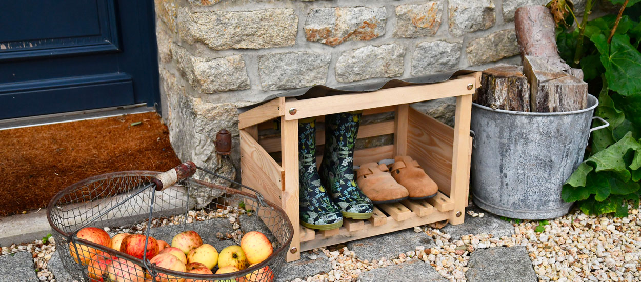 Tutoriel : Fabriquez un meuble à chaussures et bottes pour l'extérieur