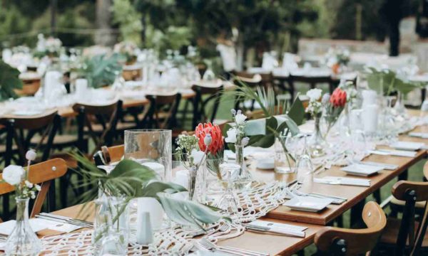 Cette appli permet de chiner sa déco de mariage d'occasion (et de la revendre)