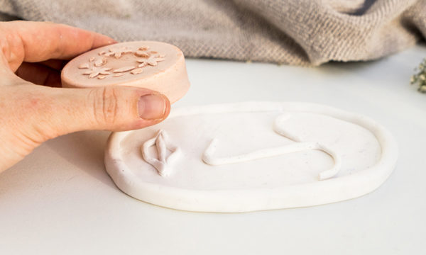 Tuto : Fabriquez un porte-savon tendance visage Line Art
