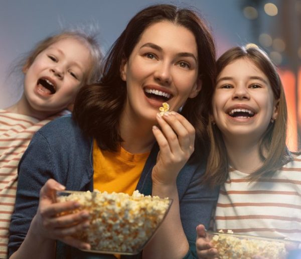 6 astuces très simples pour recréer une salle de cinéma chez soi