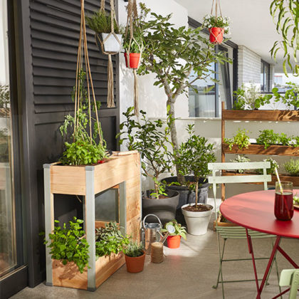 Le Balcomposteur : un composteur pour balcon qui fait aussi potager