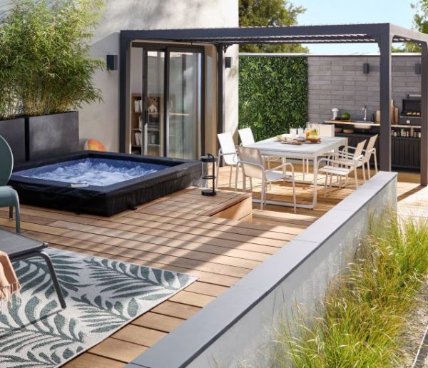 7 idées pour aménager un espace de détente et d'intimité au jardin