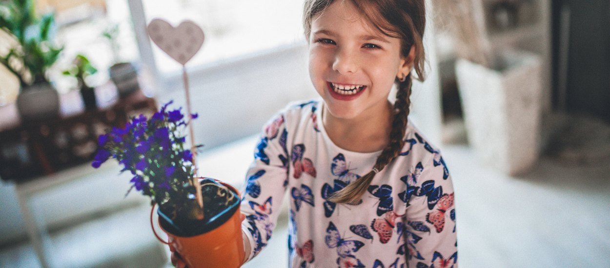 Cadeau de fête des mères : 10 idées de bricolage pour enfants faciles et amusantes