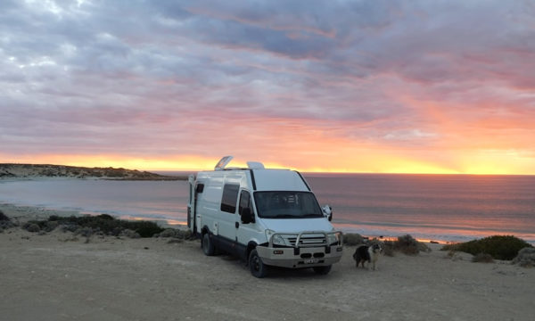 Après 4 ans de travaux, ce véhicule australien pourrait bien être le van ultime