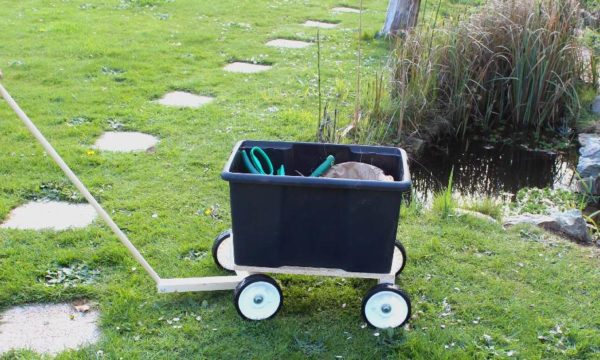 Tuto : Réalisez un chariot de jardinage, pour garder vos outils à portée de main