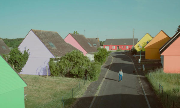 Ils ont apporté de la couleur et de la gaieté à Le Blanc, une ville où tout était blanc