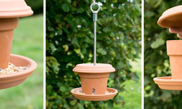 Comment fabriquer une mangeoire à oiseaux avec un pot de fleurs ?