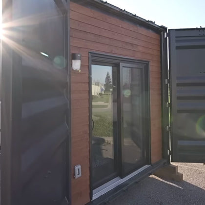 Plunk Pod, une maison en conteneurs autonome et modulable