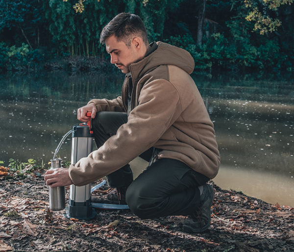 Low tech et durable, ce purificateur d'eau conçu en France séduit les passionnés d'autonomie