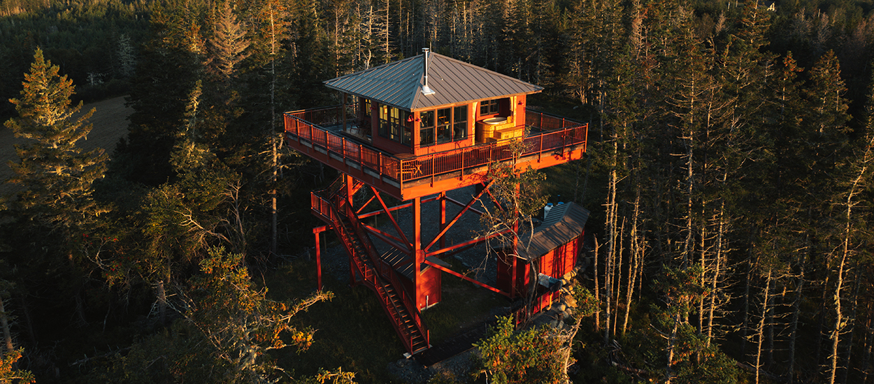 4 raisons pour lesquelles on adore cette maison mirador en pleine nature