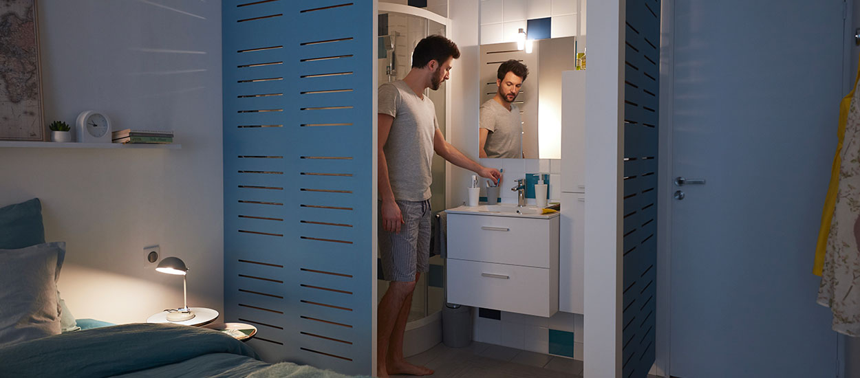 Comment aménager correctement une salle de bains sans fenêtre ?