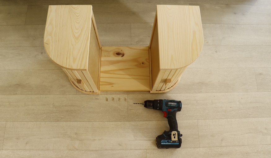 Tuto Réalisez une petite console déco avec des boîtes à pain