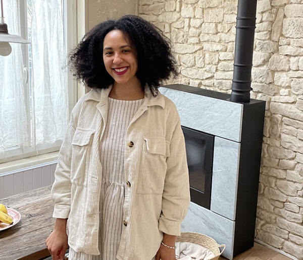 Joanna vit comme à la campagne... dans une petite maison de banlieue parisienne