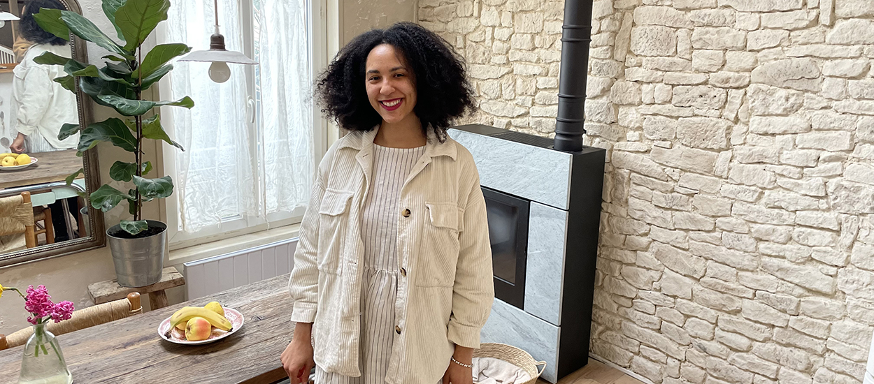 Joanna vit comme à la campagne... dans une petite maison de banlieue parisienne