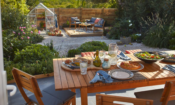 Quel est le meilleur matériau pour un salon de jardin ?