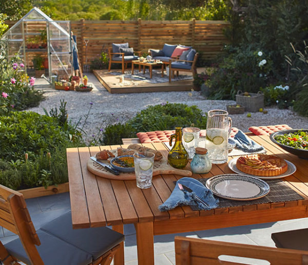 Quel est le meilleur matériau pour un salon de jardin ?