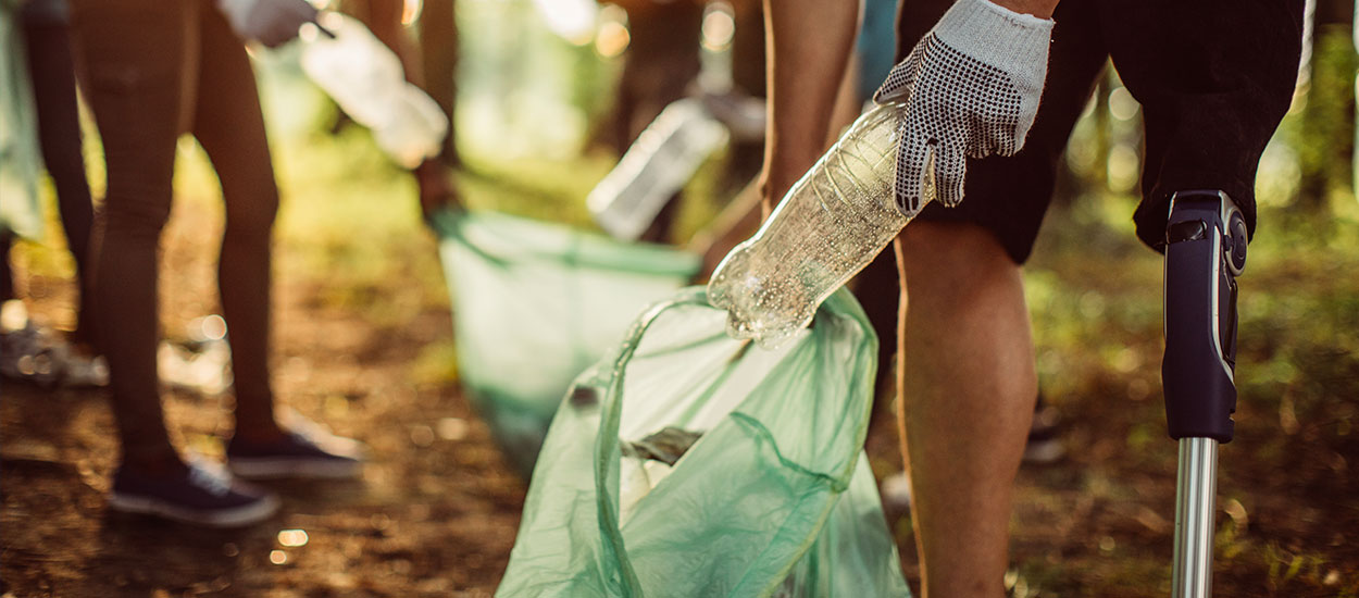 Le Japon lance un sport écolo : la Coupe du monde de ramassage de déchets