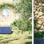 des panneaux solaires dans un jardin installés par une simple prise électrique