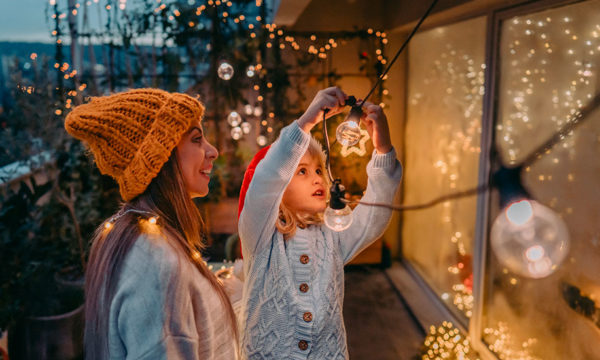 10 inspirations de décoration de Noël pour un extérieur magique