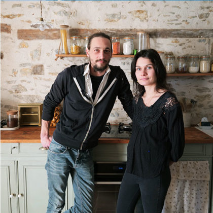Ils rénovent une maison de maître du XVIIIe siècle avec du DIY et de la récup'