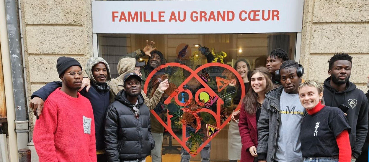 Famille au Grand Cœur : un refuge pour les jeunes migrants LGBT+ en quête de liberté