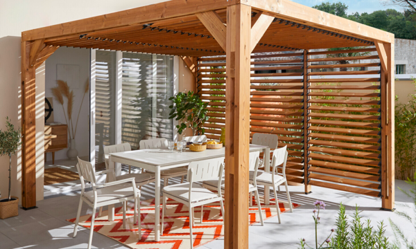 6 solutions faciles à mettre en place pour se protéger du vis-à-vis dans son jardin