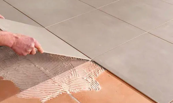 Comment poser un carrelage sur un carrelage existant ?
